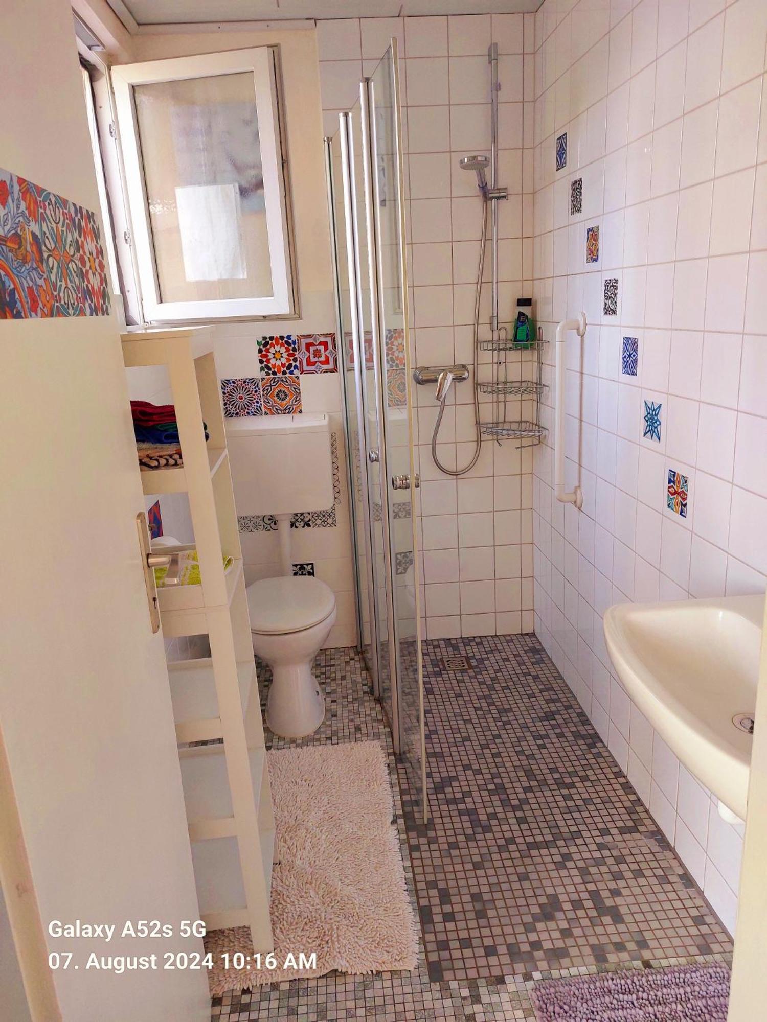 Ferienhaus Kunterbunt ฮิตซาคเคอร์ ภายนอก รูปภาพ